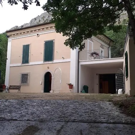 Don Angelo Campobassi * Pescosansonesco