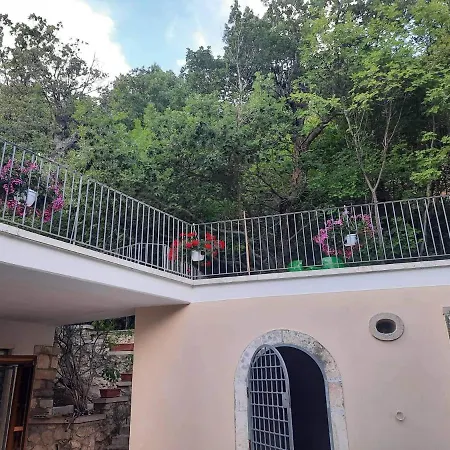 Don Angelo Campobassi Casa vacanze Pescosansonesco
