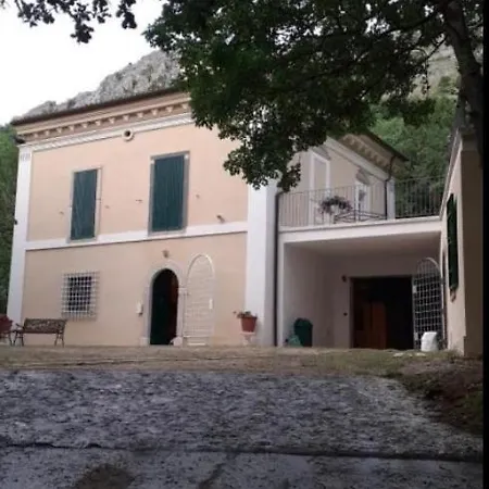 Don Angelo Campobassi Casa vacanze Pescosansonesco